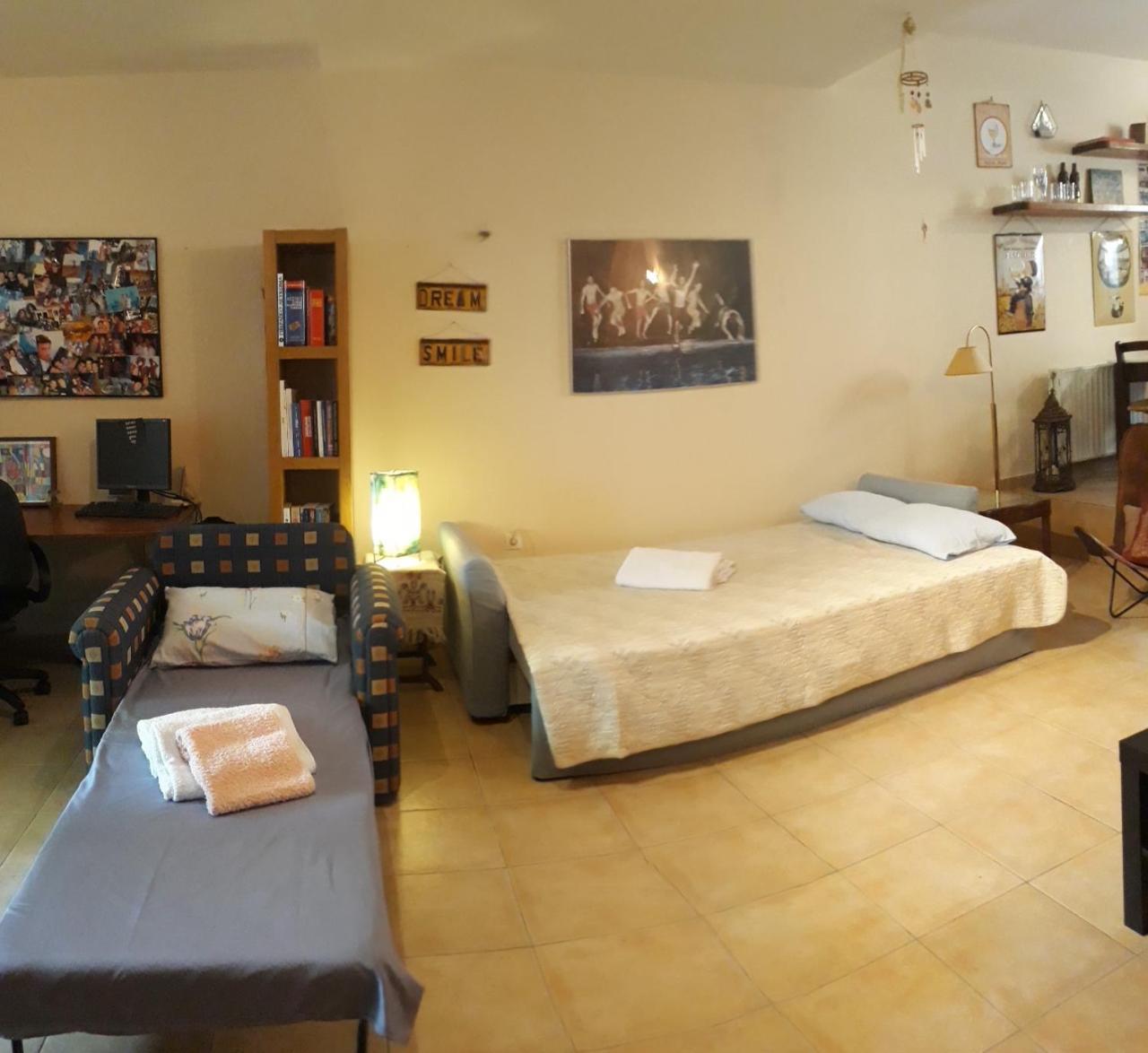 Home Sweet Home Artemida  Buitenkant foto